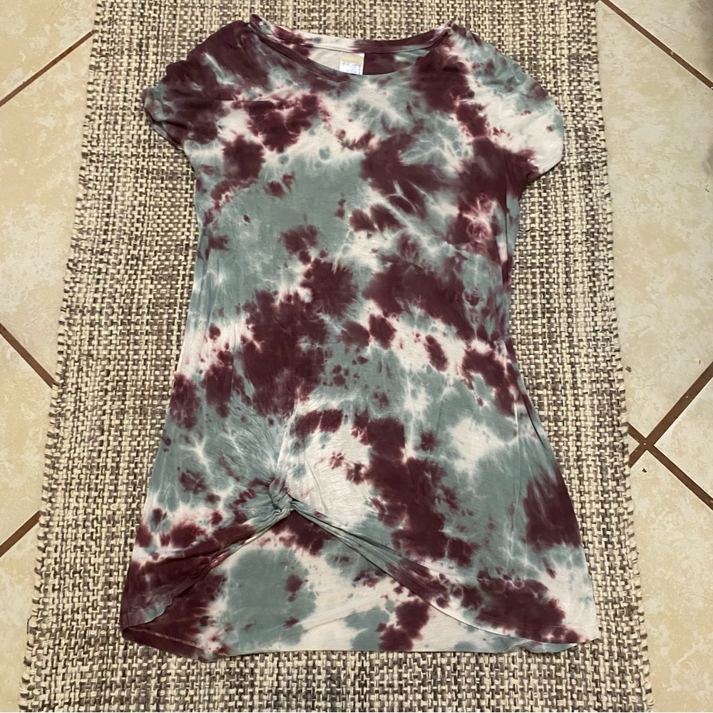 Time and Tru Tie Dye Short Sleeve Shirt S